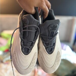 Adidas ozelia Cream and Dark Gray Sneakers